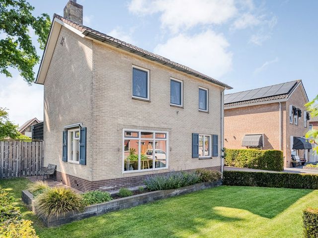 P.M. Hackstraat 45, Westerhaar-Vriezenveensewijk