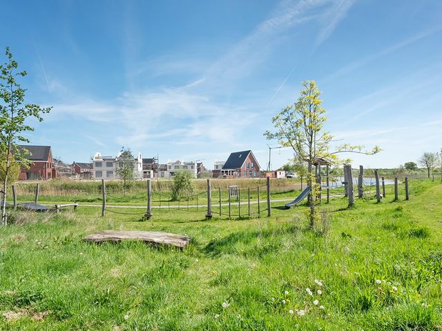 Tijm 19, Hardenberg