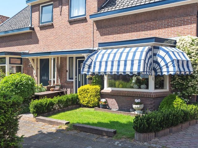 Julianaplein 7, Noordwijkerhout