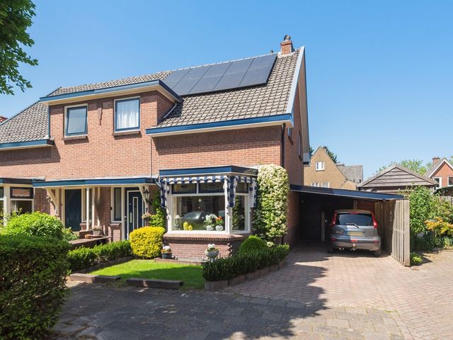 Julianaplein 7, Noordwijkerhout