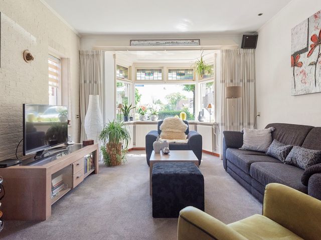 Julianaplein 7, Noordwijkerhout