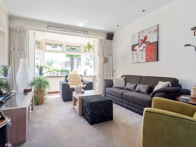 Julianaplein 7, Noordwijkerhout
