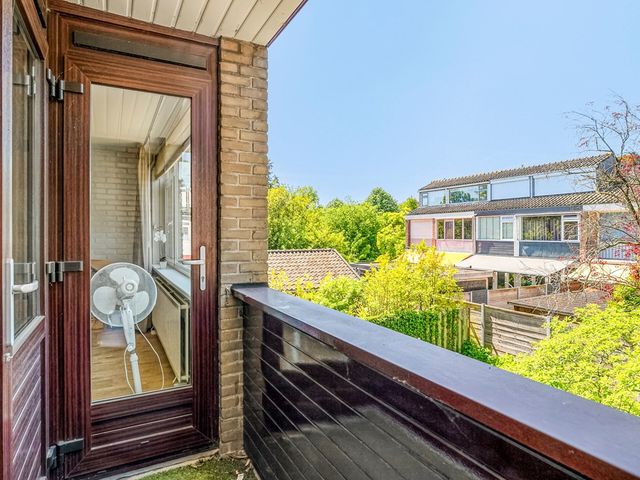 Wittensteyn 8, Hendrik-Ido-Ambacht
