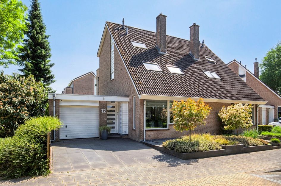 Zwaanwijk 12
