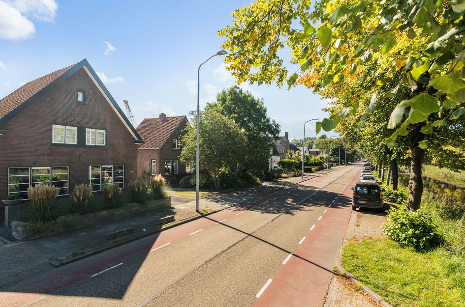 Hoofdweg 1364