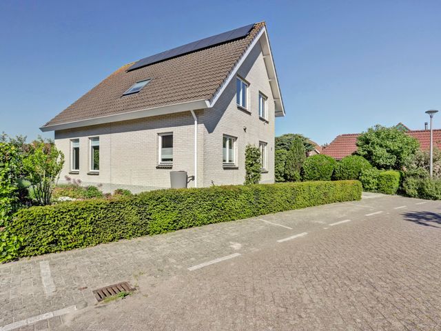 Nieuwe Haven 2, Strijen