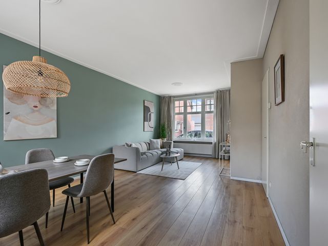Burgemeester van Lithstraat 18, Uitgeest