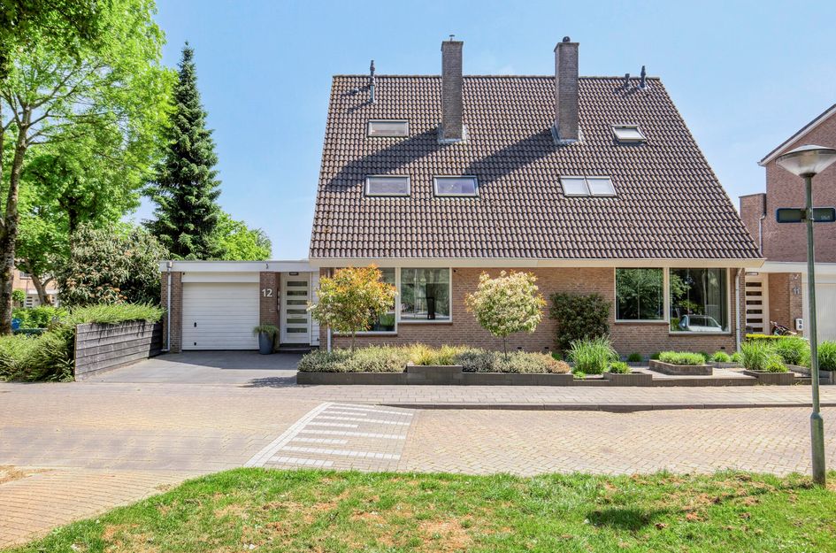 Zwaanwijk 12