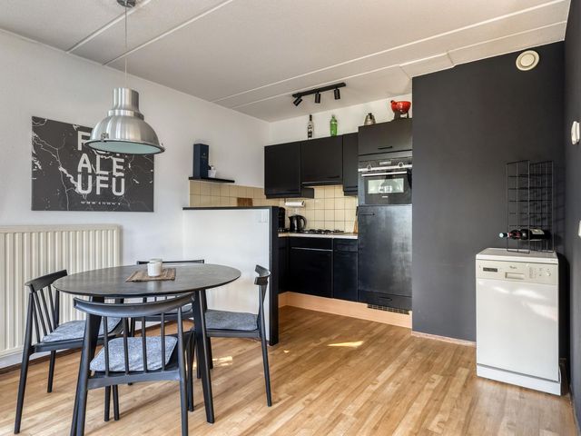 Centrum 48, Brouwershaven