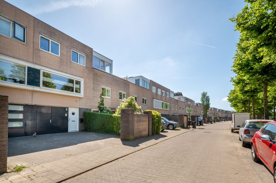 Leonard Springerlaan 202