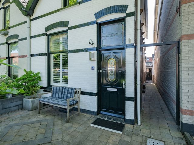 Oranje Nassaulaan 50, Leerdam