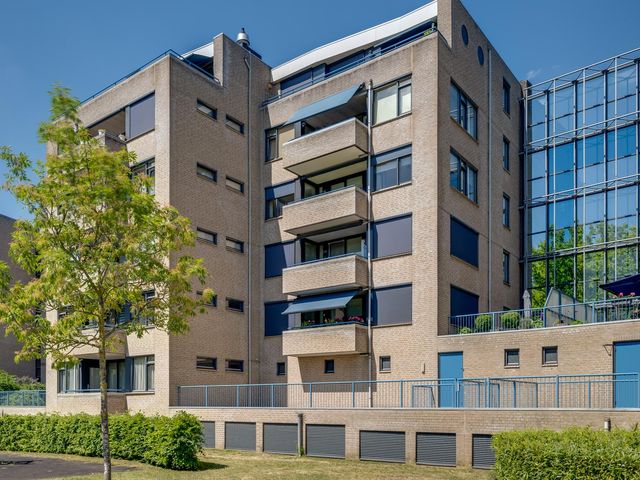Van Leeuwenhoeklaan 406, Roosendaal