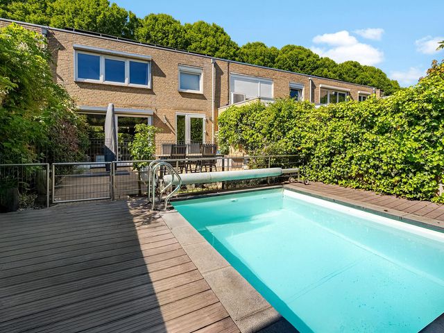 Nobelstraat 25, Geleen