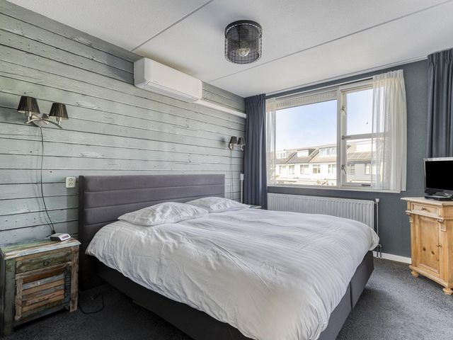 Puccinistraat 15, Barendrecht