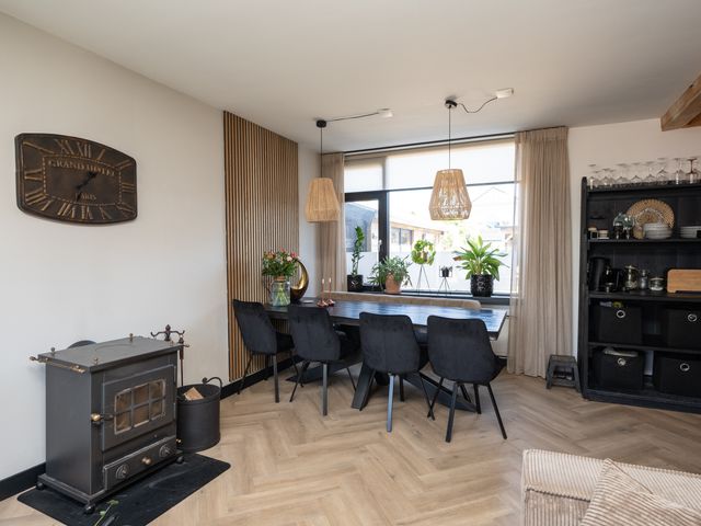 Beatrixlaan 58, Den Burg