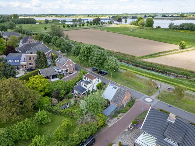 Waaldijk 91, Brakel
