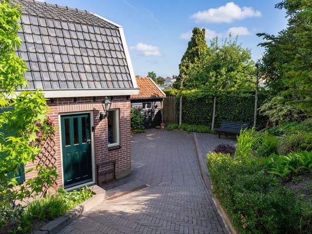 Maasdijk 23, Wijk en Aalburg