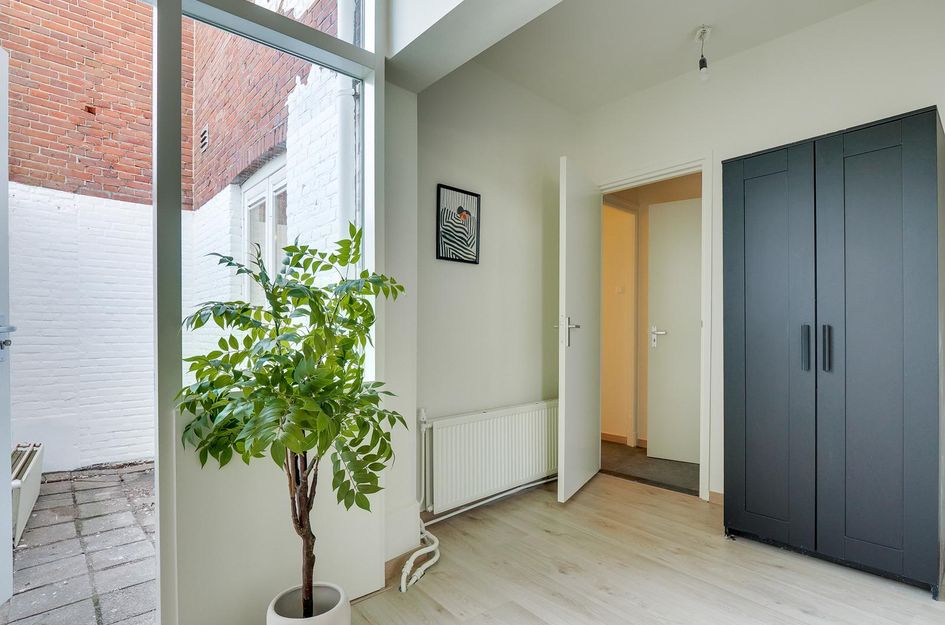 M.P. Lindostraat 45