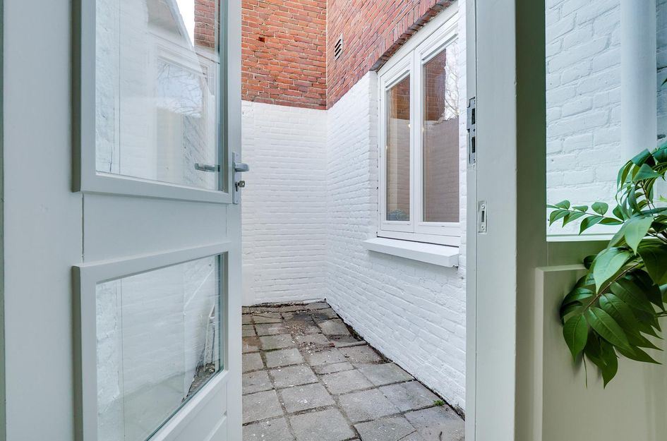 M.P. Lindostraat 45