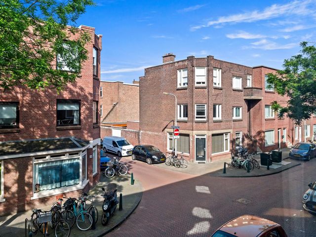 Laurierstraat 99, 'S-Gravenhage
