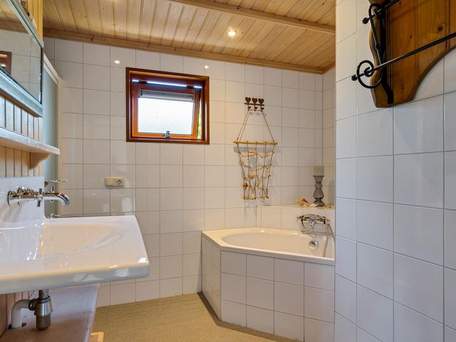 Steenbakkersweg 7 396, Erm