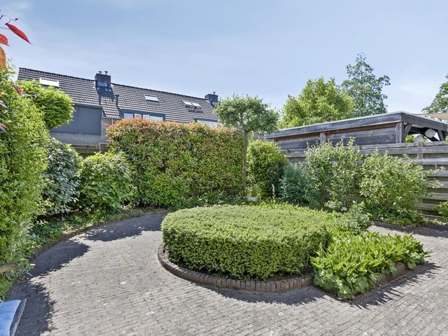 Willem Dreessingel 77, Etten-Leur