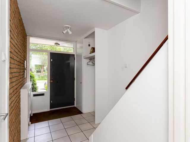 Junostraat 15, Alphen aan den Rijn