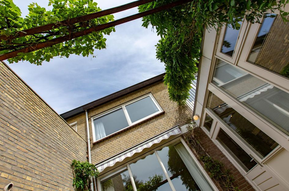 Junostraat 15