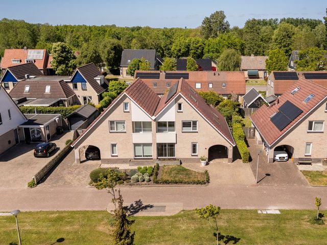 Kersehôf 15, Berltsum