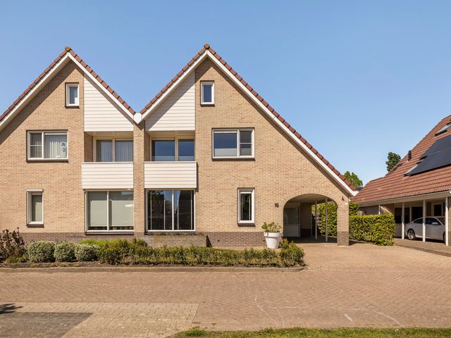 Kersehôf 15, Berltsum