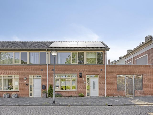 Dr. Ringersstraat 2a, Waalwijk