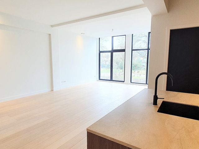 Hilledijk 77A, Rotterdam