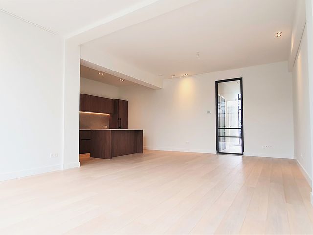 Hilledijk 77A, Rotterdam