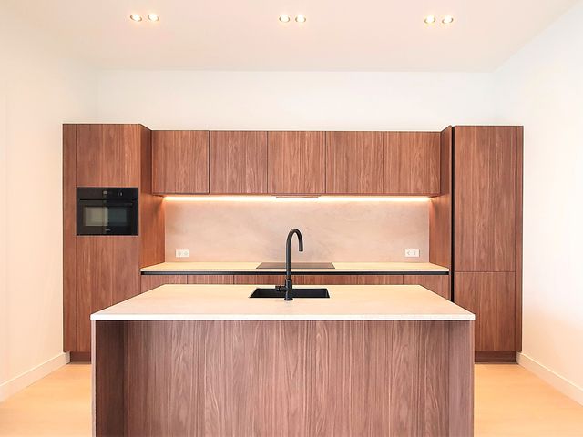 Hilledijk 77A, Rotterdam