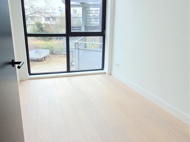 Hilledijk 77A, Rotterdam