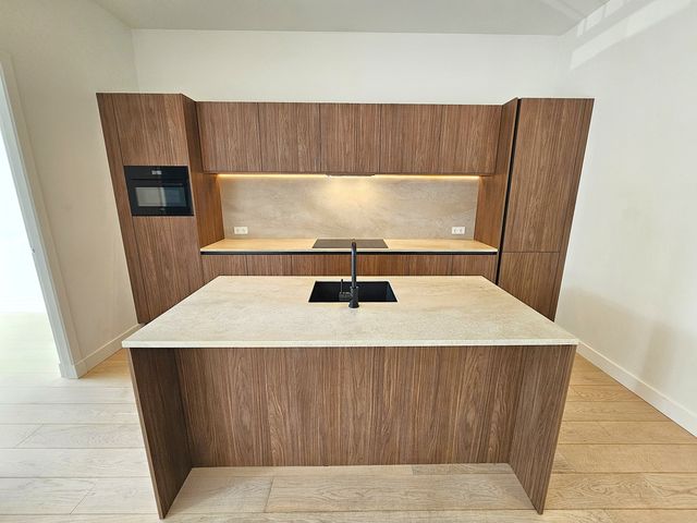 Hilledijk 77A, Rotterdam