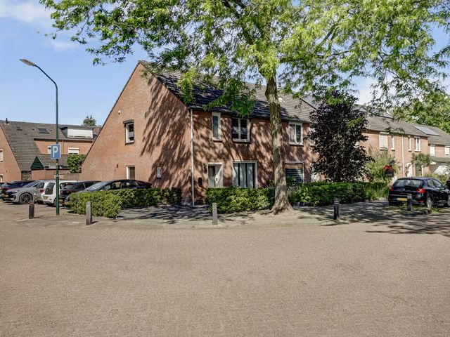 Arthur van Schendellaan 4, Bladel