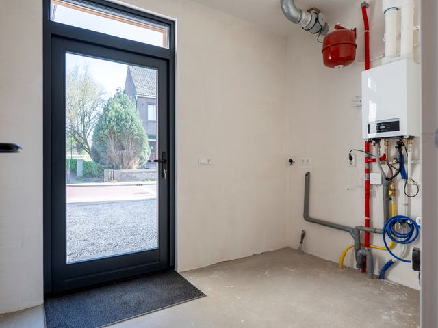 Heistraat 44, Einighausen