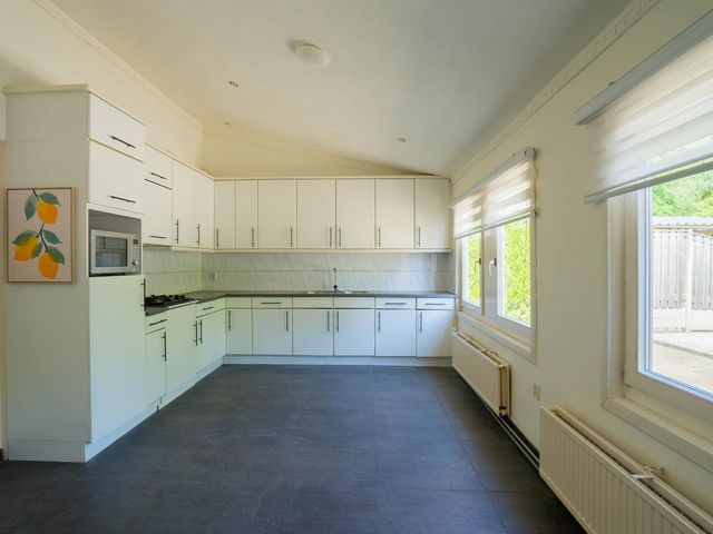 Nuijeneind 24T41, Bakel