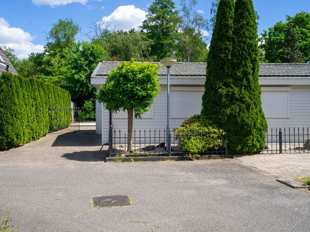 Nuijeneind 24T41, Bakel