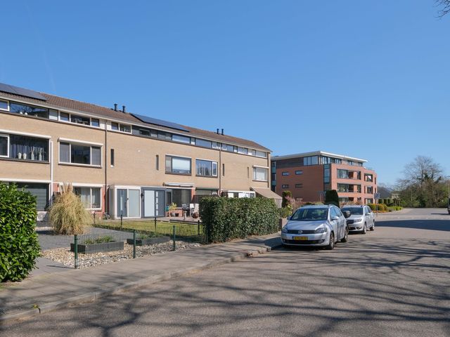 Mozartstraat 7, Almelo