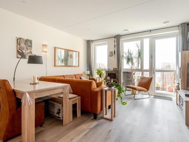 Tempo Doeloestraat 246, Almere