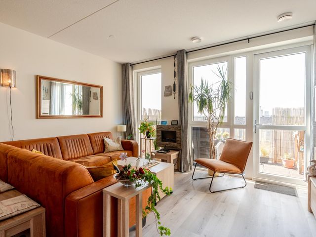 Tempo Doeloestraat 246, Almere
