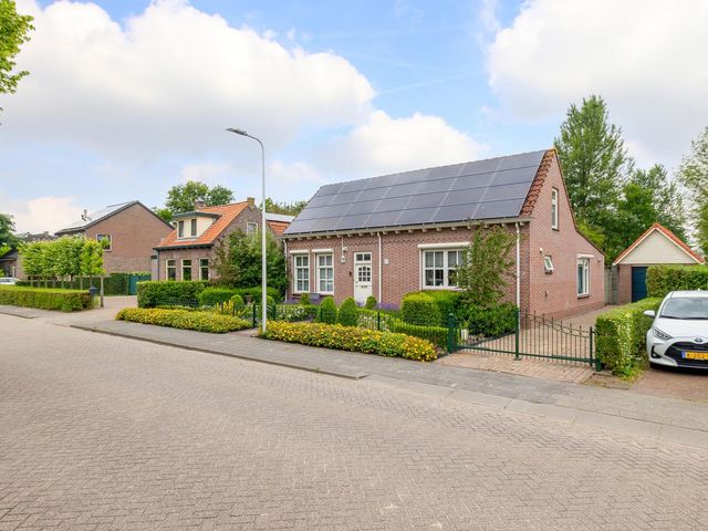 Vrouwtjesweg 52, Stad aan 't Haringvliet