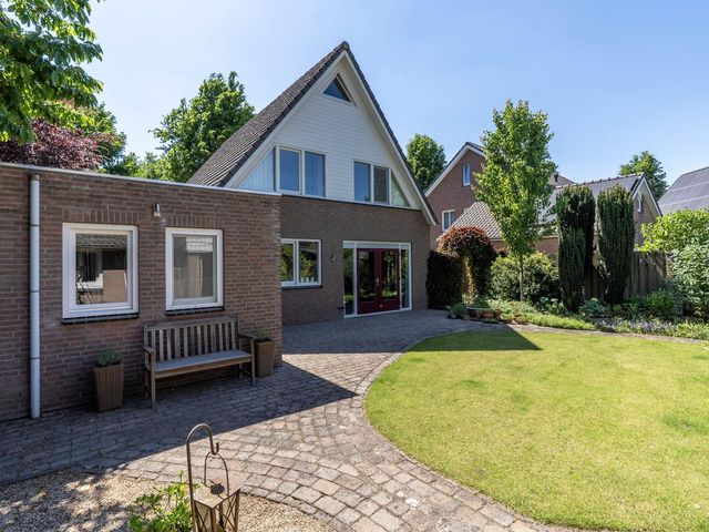 Merseloseweg 4, Overloon