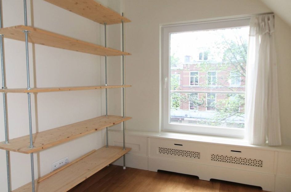 Laan Van Meerdervoort 145A
