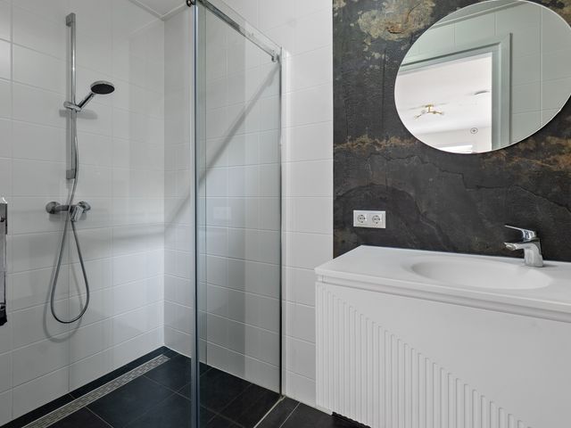 Oostmadeweg 50, Den Haag