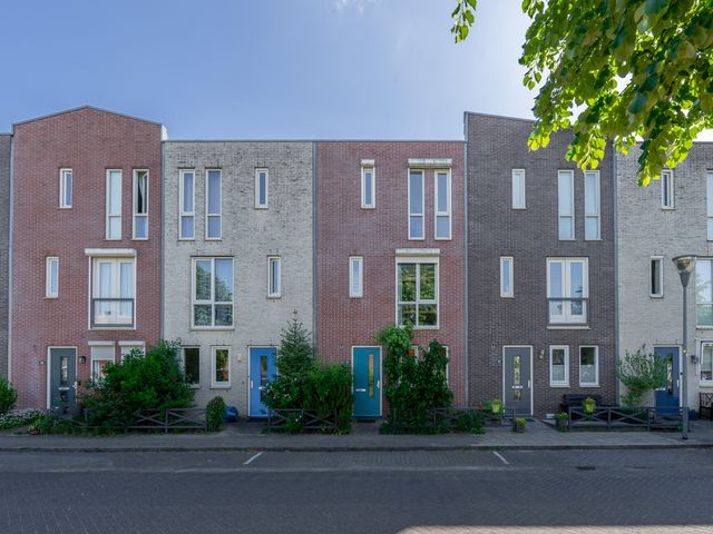 Groot-Brittanniëstraat 84, Lent