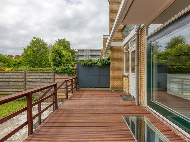 Catharina van Rennesstr 10, 's-Gravenhage