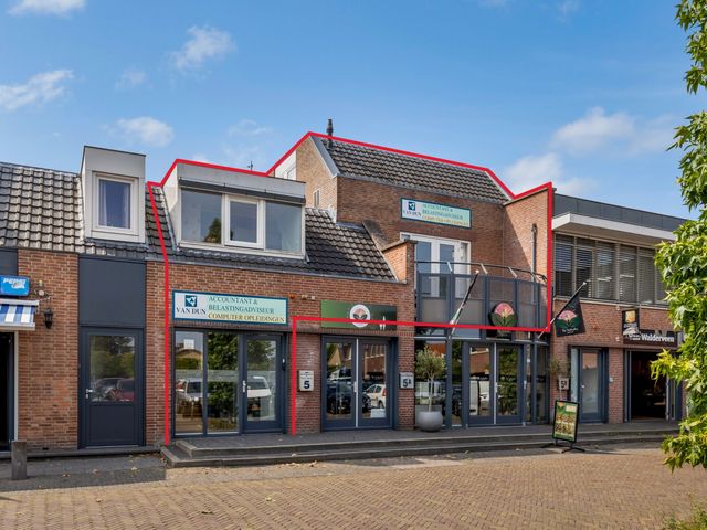 Dorpsplein 5, Beesd